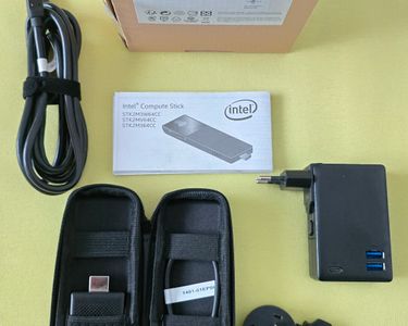 Premier test de l'Intel Compute Stick 2 (STK1AW32SC Premier test de l'Intel Compute Stick 2 (STK1AW32SC