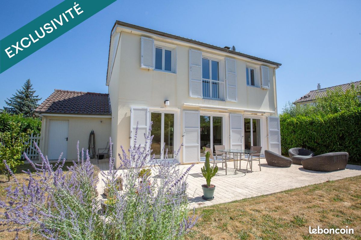 Maison 6 pièces 135 m² · à Le Mesnil-Saint-Denis · 135 m² · 499 000 €