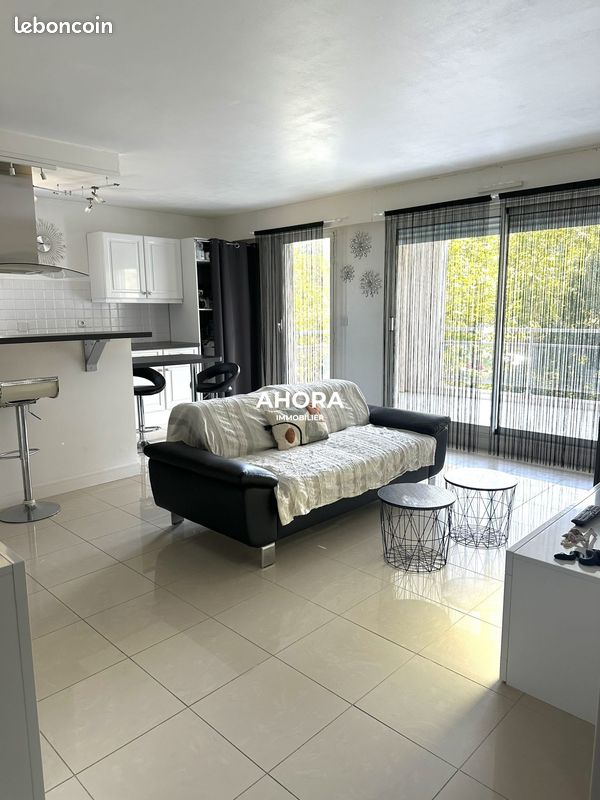 Appartement 2 pièces 51 m² · à Marseille · 51 m² · 1 200 €/mois