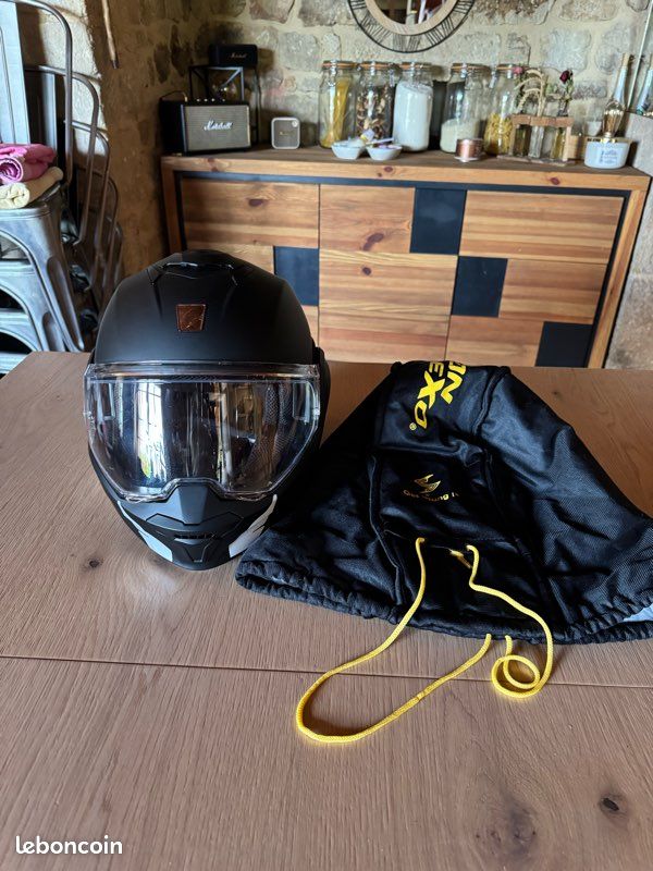 Casque moto modulable (image 1)