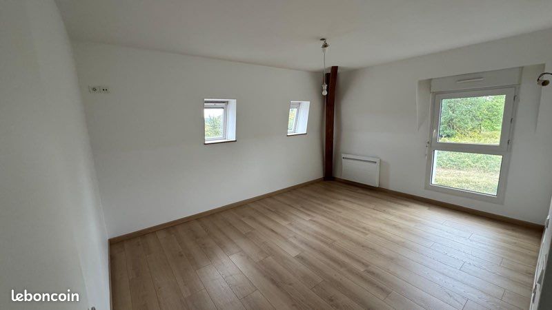 Appartement 4 pièces 120 m² · à Gennes-Val-de-Loire · 120 m² · 870 €/mois