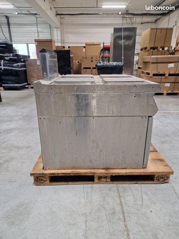 Piano de cuisson professionnel 4 feux gaz sur placard fermé ANGELO PO (image 2)