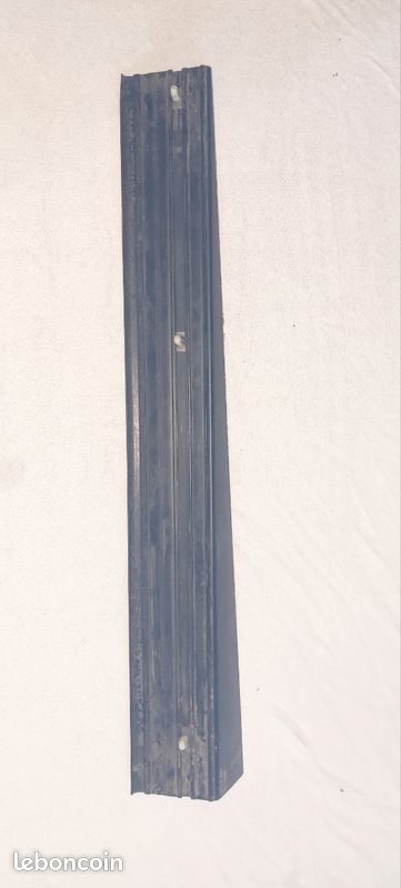 Seuil de porte arrière bmw e30 (image 2)