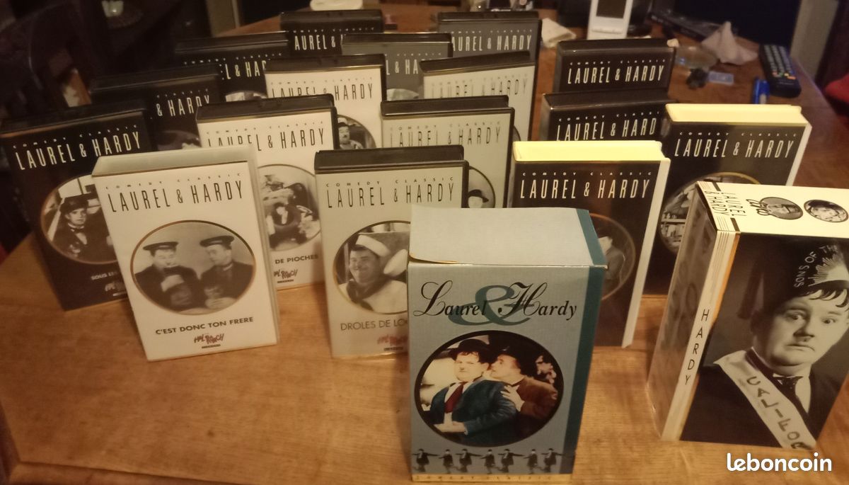 Lot de 20 cassettes vidéo Laurel et Hardy (image 4)