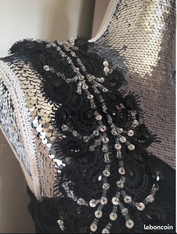 Robe de soirée noire (image 5)