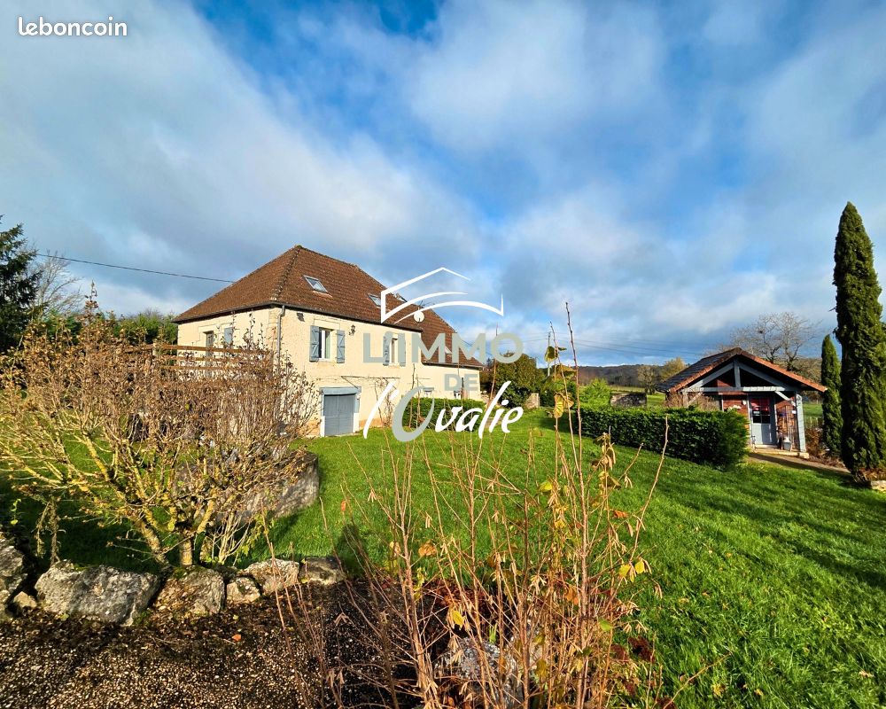 Maison 9 pièces 162 m² · à Liourdres · 162 m² · 247 000 €