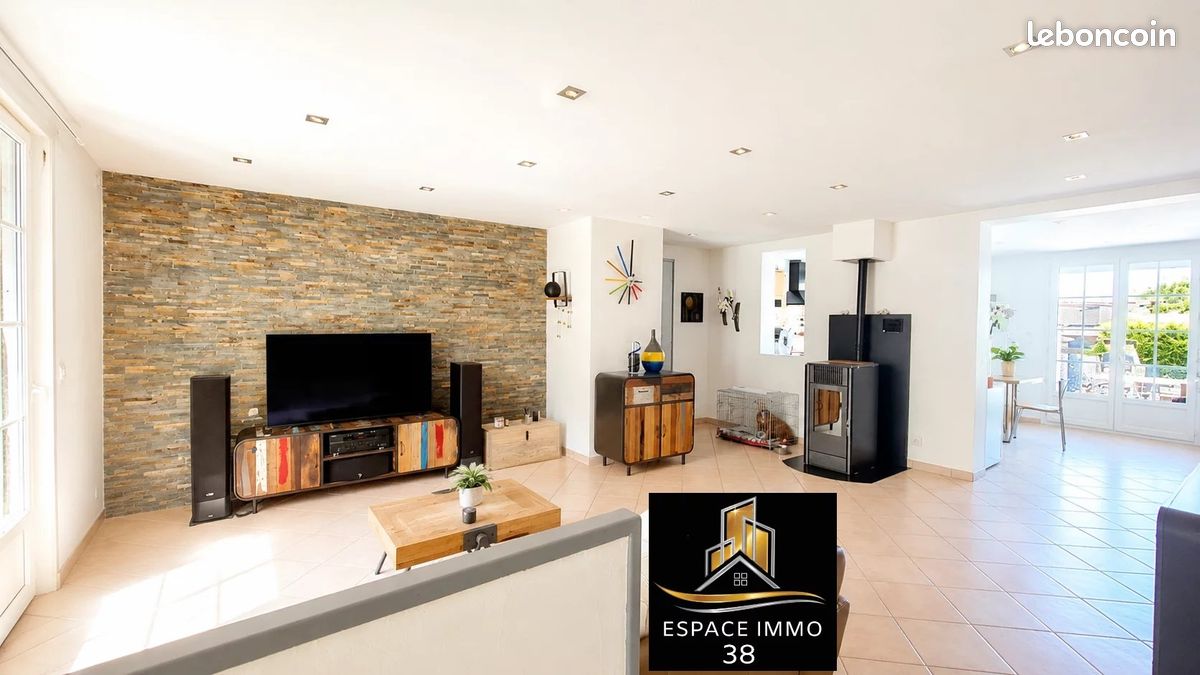 Maison 4 pièces 87 m² · à Échirolles · 87 m² · 339 900 €