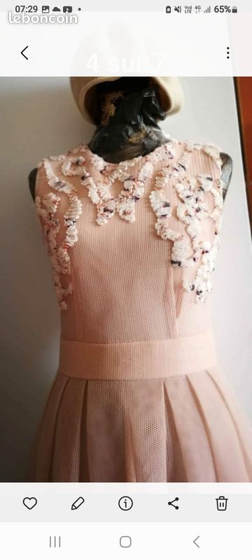 Robe rose brodée MAJE TAILLE L qNEUF Vêtements