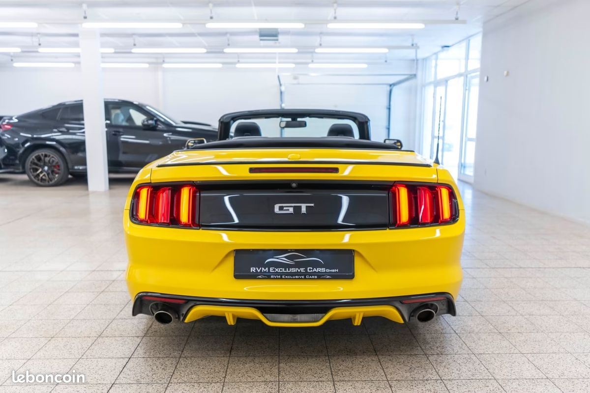 FORD Mustang GT CABRIOLET 5.0 V8 426CH BVA - GPL - CUIR - APPLE CARPLAY (image 7)