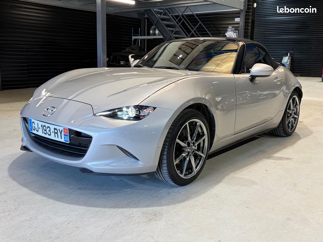 Mazda MX-5 ND ST 2.0 SKYACTIV-G 184 SELECTION - 1ERE MAIN - 2022 - Intérrieur Cognac - Porte bagage - CAMERA - CARPLAY (image 12)