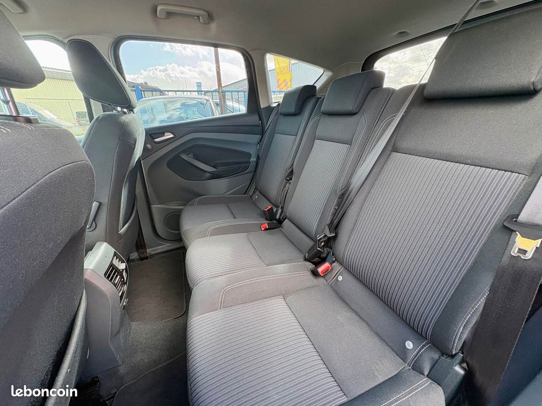 Ford c-max (image 8)