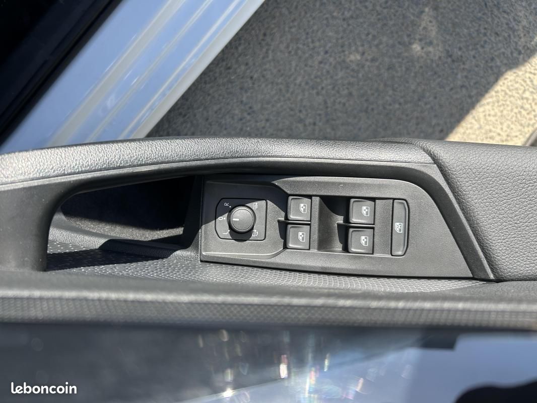 Skoda Octavia 1.5 TSI Hybrid 150 ch ACT DSG7 Selection (image 5)