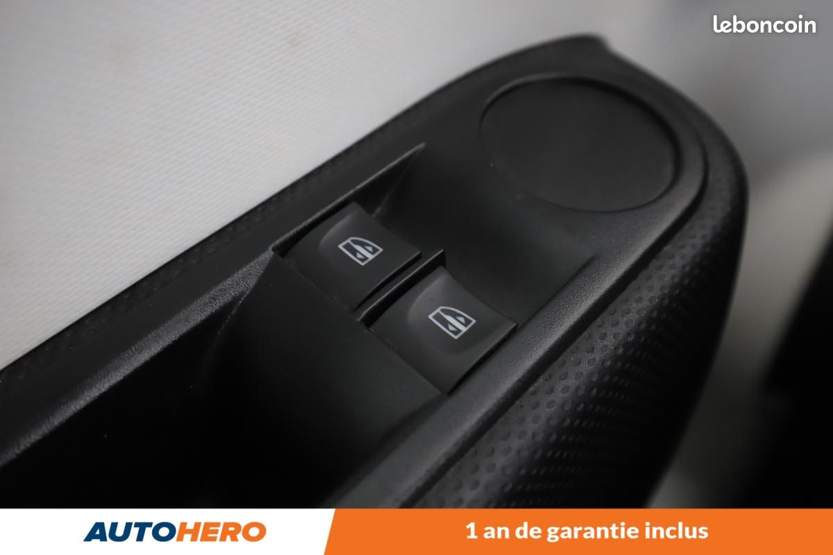 Renault Twingo 1.0 SCe Limited 71 ch (image 20)