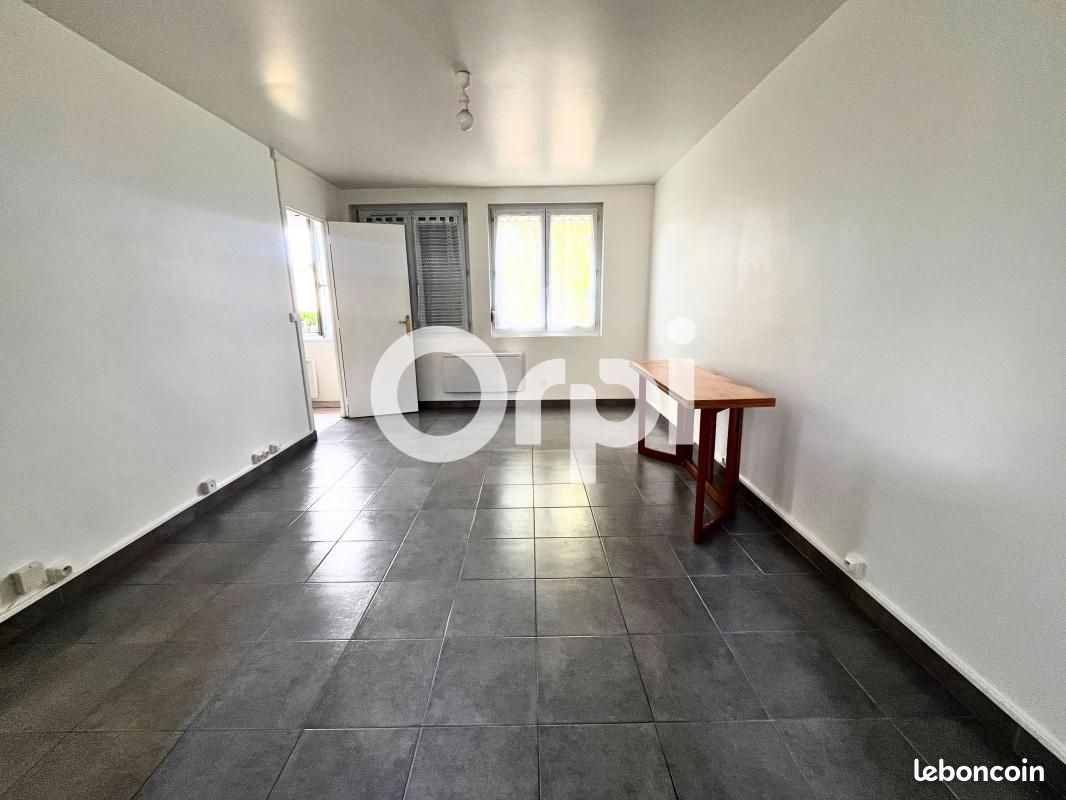 Appartement 2 pièces 36 m² · à Saint-Quentin · 36 m² · 475 €/mois