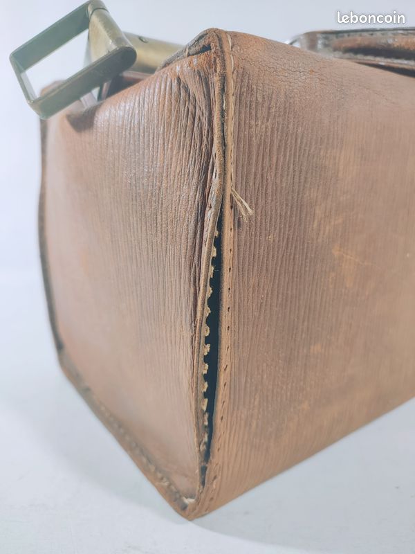 Valise Sacoche De Médecin Militaire En Cuir - France 1939-1945 - État D'usage
