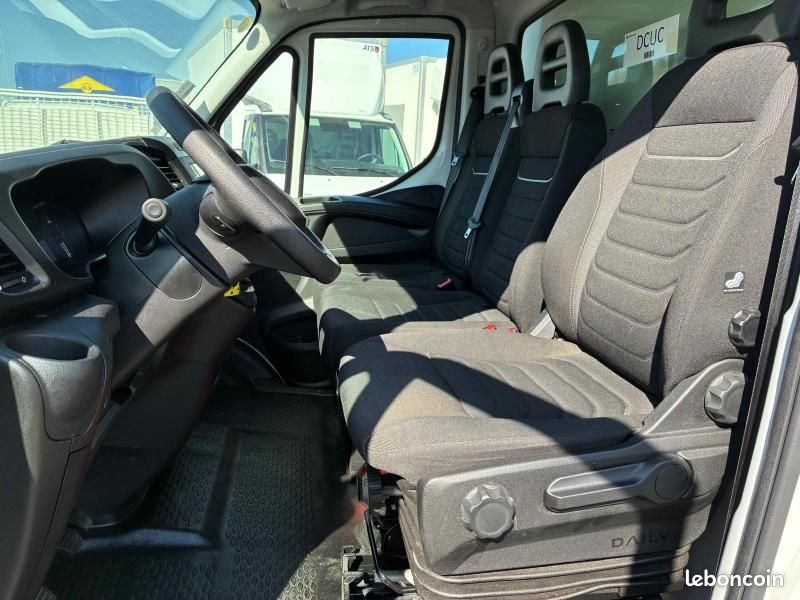 Iveco Daily CCb Daily 35C16 Moteur 3L00 160CV Caisse 20m3 Hayon 37 500 HT (image 6)