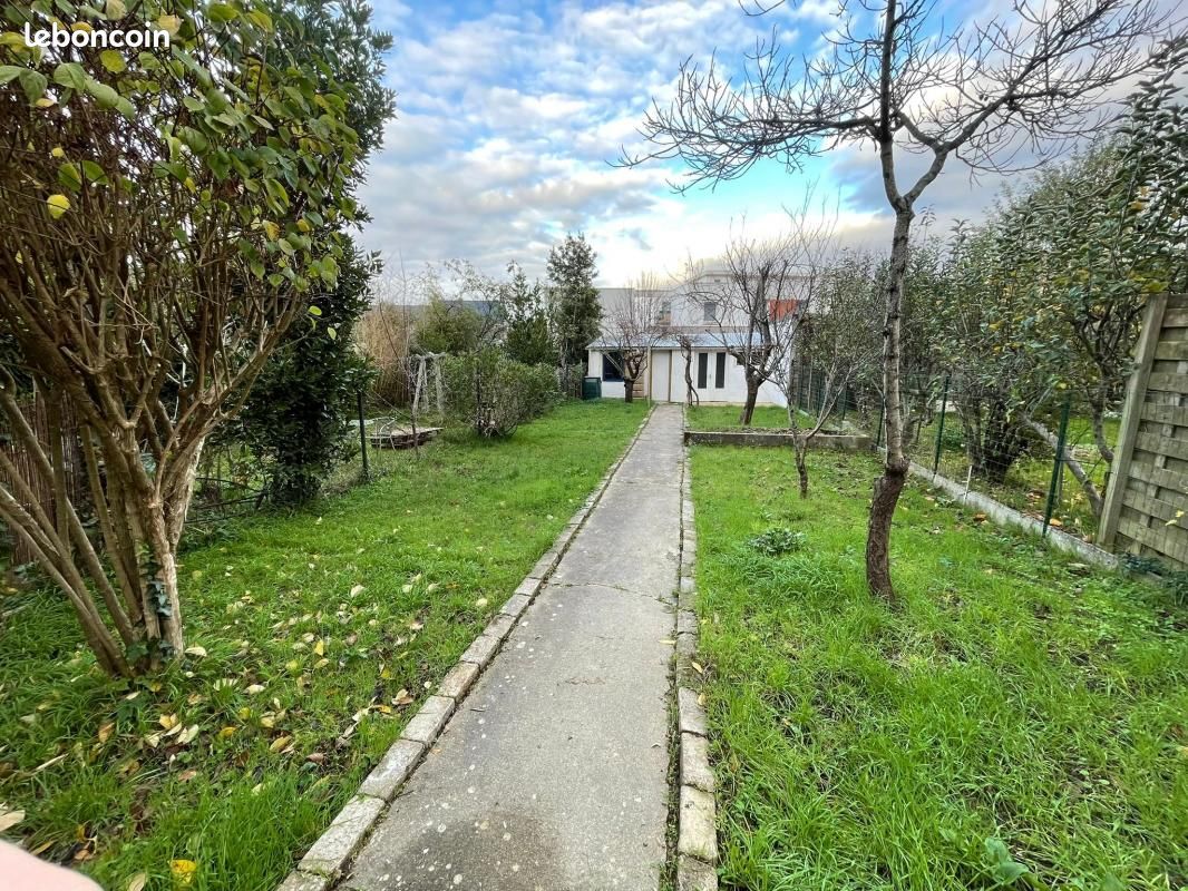 Maison a louer saint-nazaire - 6 pièce(s) - 105 m2 - Surfyn