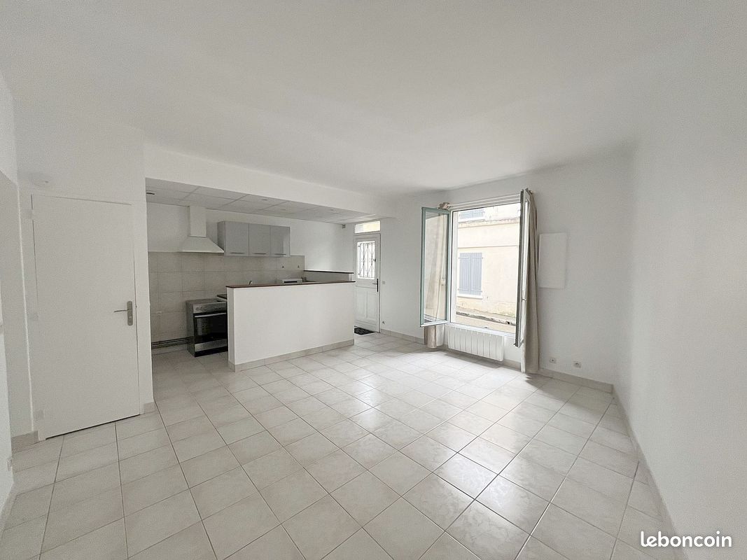 Appartement 2 pièces 42 m² · à Maule · 42 m² · 706 €