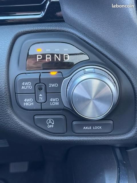 Dodge Ram 1500 HURICANE LARAMIE NIGHT PREMIUM (image 14)
