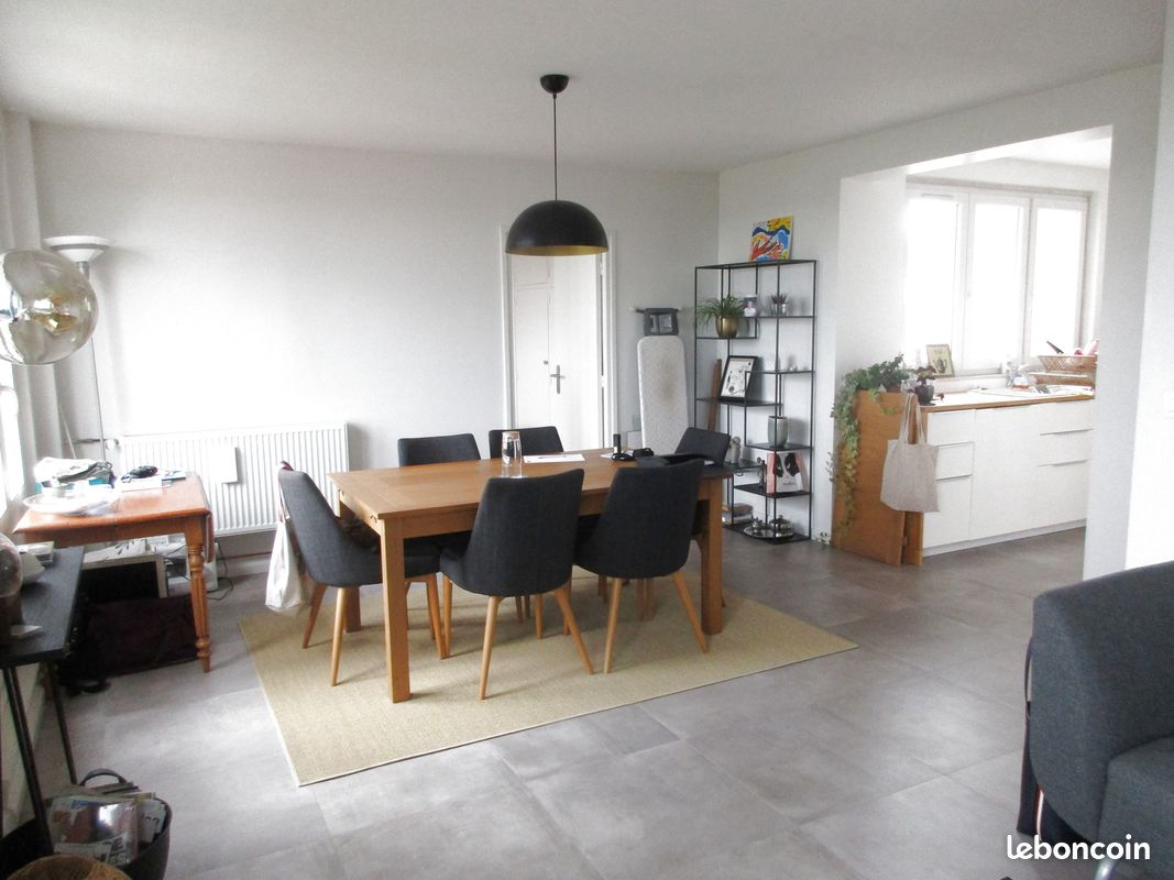 Appartement 3 pièces 77 m² · à La Madeleine · 77 m² · 934 €/mois