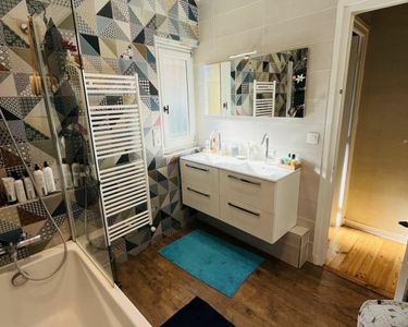 Maison 750 000 € - 227 m²
