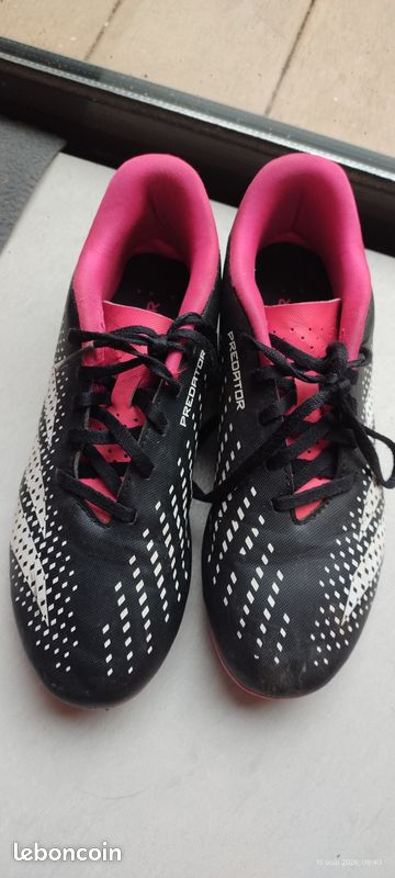 Crampons foot predator adidas taille 37 1/3 (image 1)