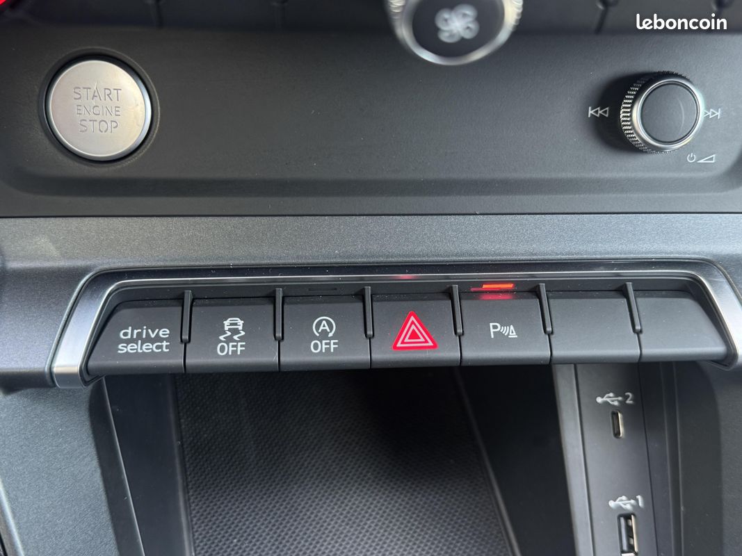 AUDI Q3 35 TDI 150 ch S tronic 7 S line (image 16)