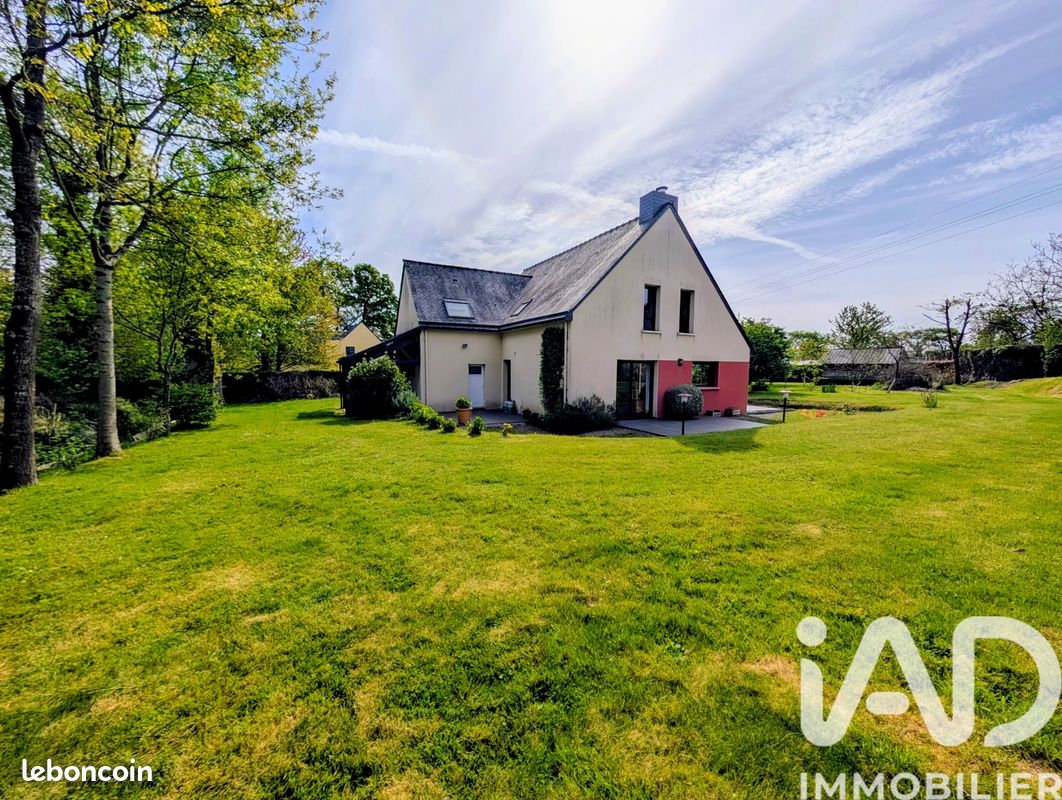 Maison 8 pièces 149 m² · à Saint-Gondran · 149 m² · 379 000 €