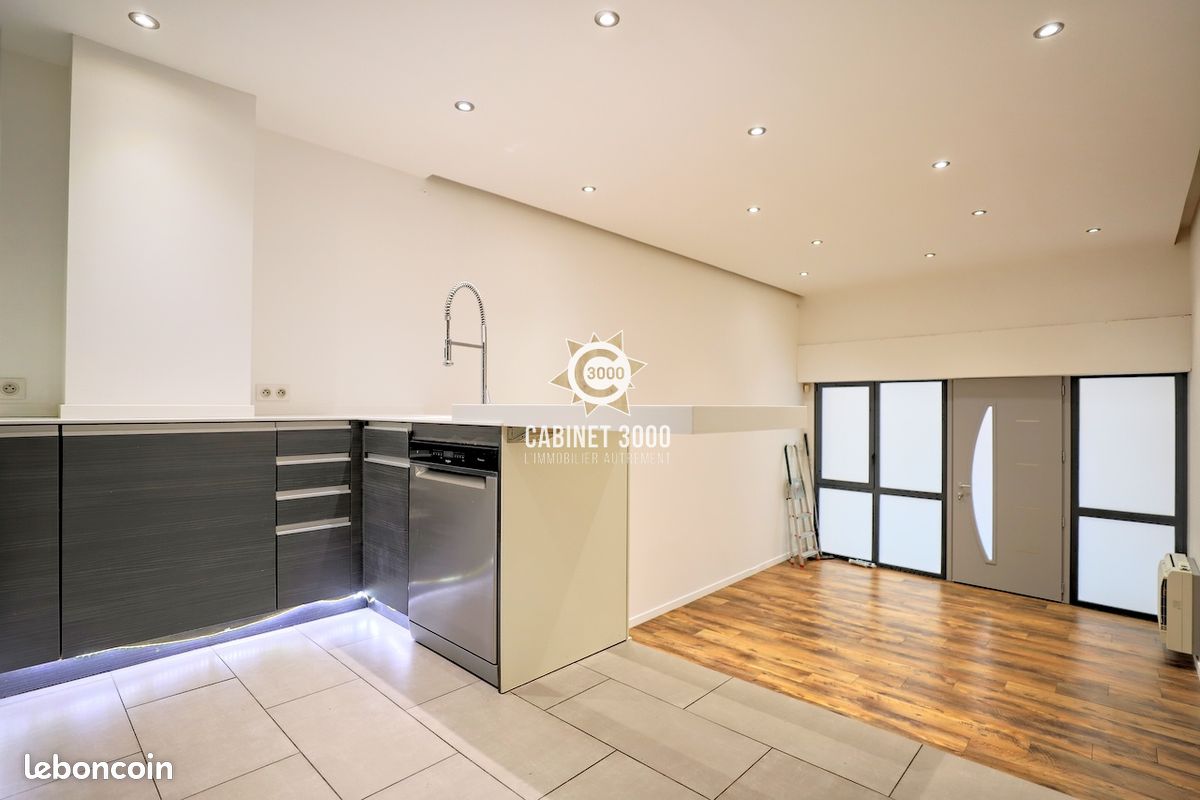 Appartement 5 pièces 100 m² · à Toulon · 100 m² · 285 000 €