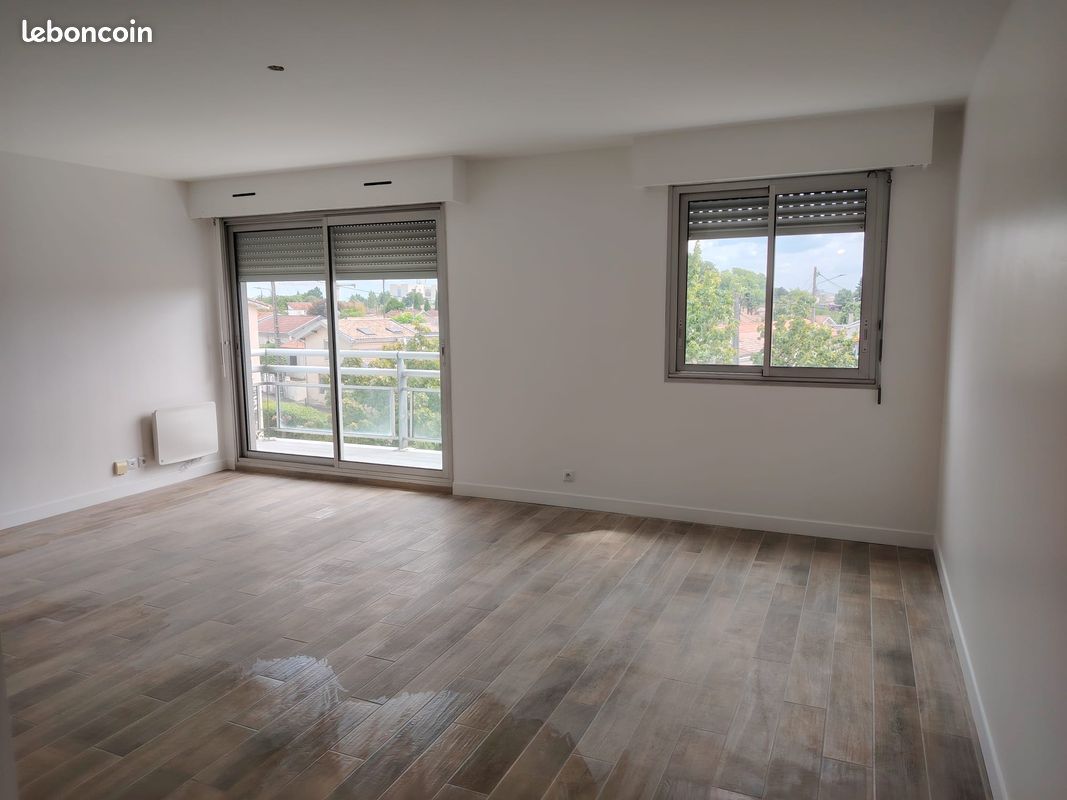 Appartement 3 pièces 70 m² · à Mérignac · 70,2 m² · 225 000 €
