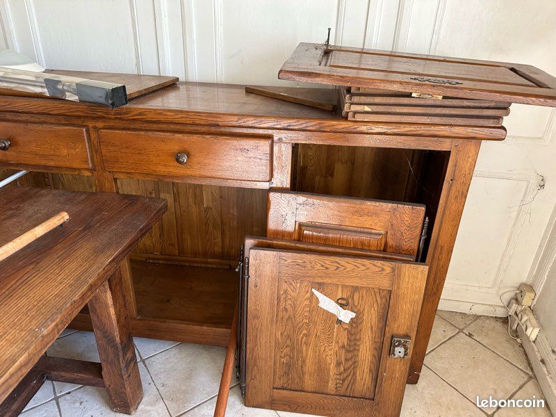 Vends Mobilier table banc buffet bas (image 2)