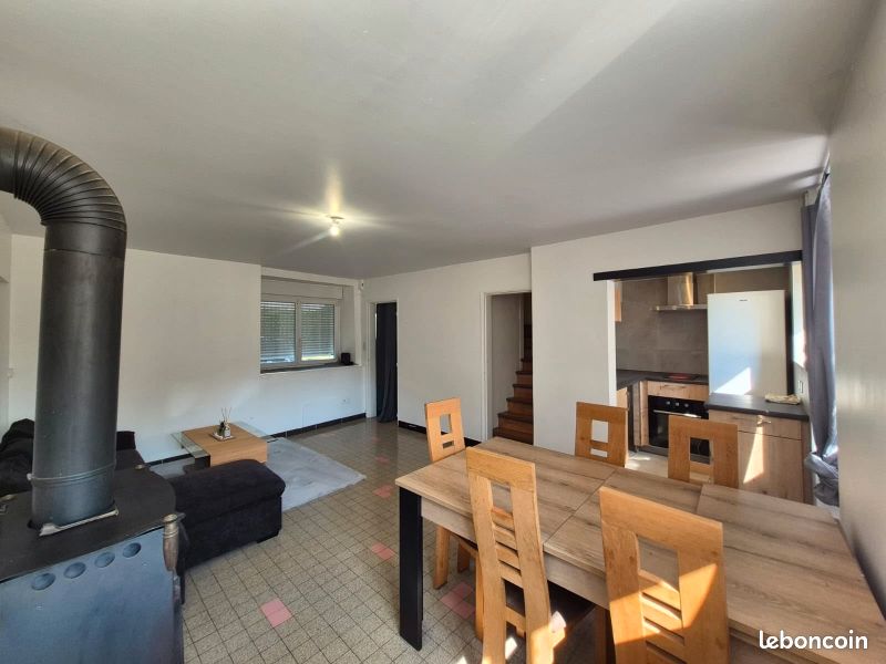 Maison 2 pièces 65 m² · à Villers-Bouton · 65 m² · 550 €