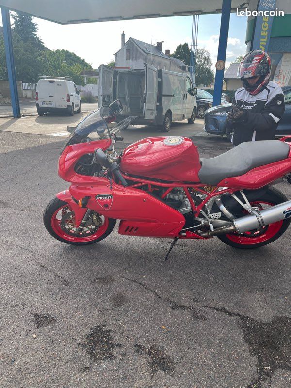Ducati 1000 ss rouge (image 3)