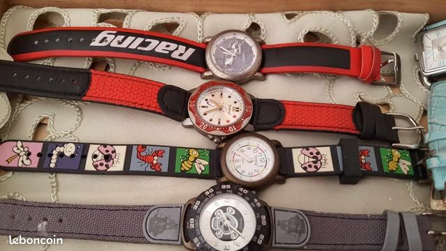 Lot De 10 Montres De Dames Pour Pièces - Pour Dépannage Ou Récupération - Modèles Variés