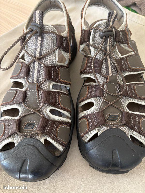Sandales hommes Skechers pour randonnée (image 1)