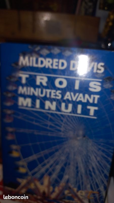 Trois minutes avant minuit M.D (image 1)