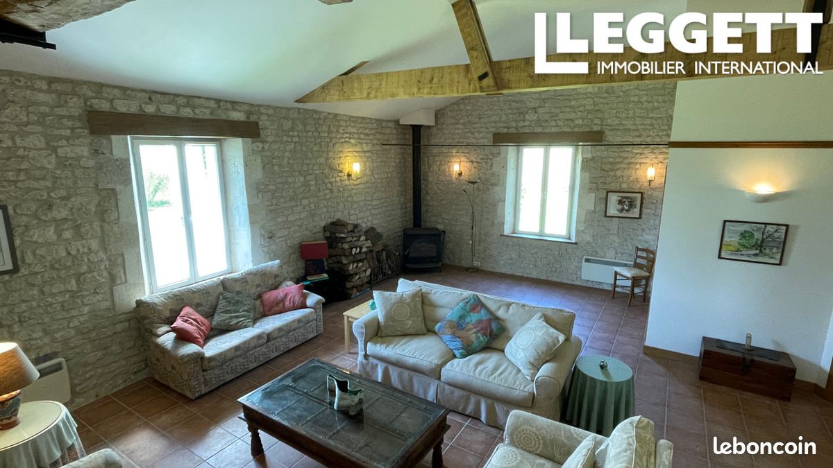 Moulin 12 pièces 312 m² - Val-d'Auge 16170 (image principale 5)