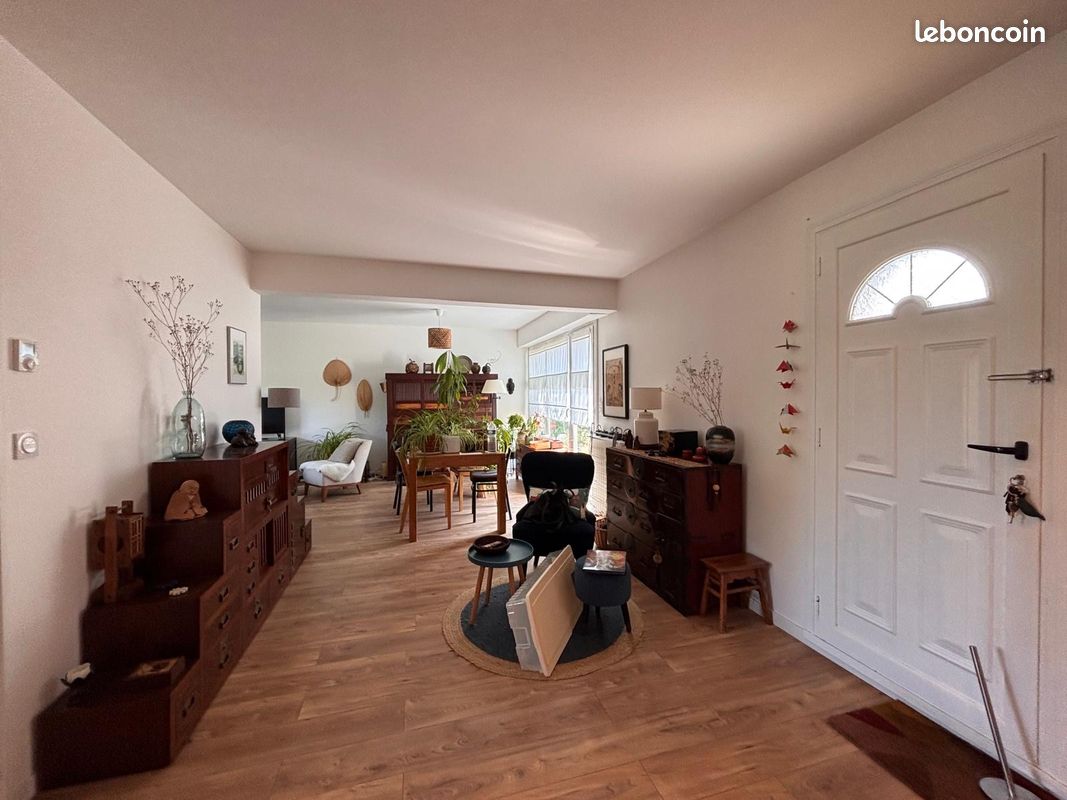 Maison 4 pièces 101 m² · à Saint-Aubin-d'Aubigné · 101 m² · 302 500 €