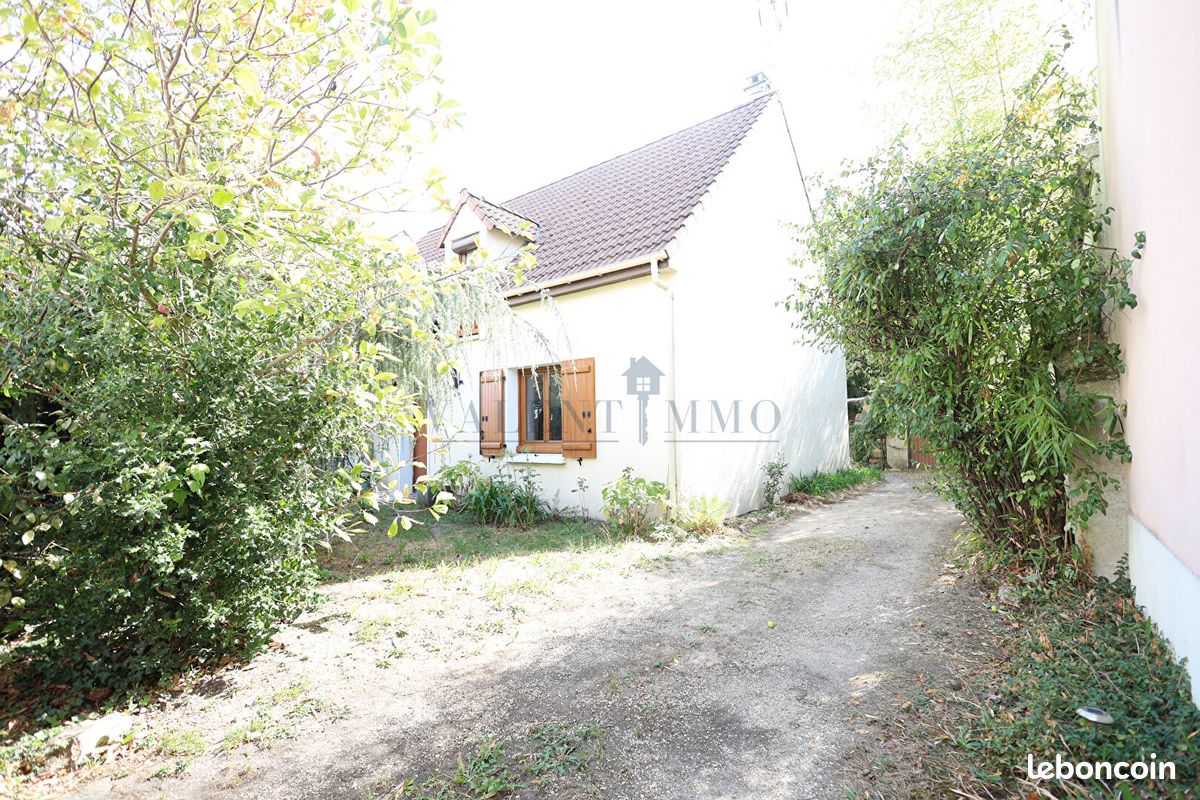 Maison 5 pièces 118 m² · à Neuilly-Plaisance · 118 m² · 550 000 €