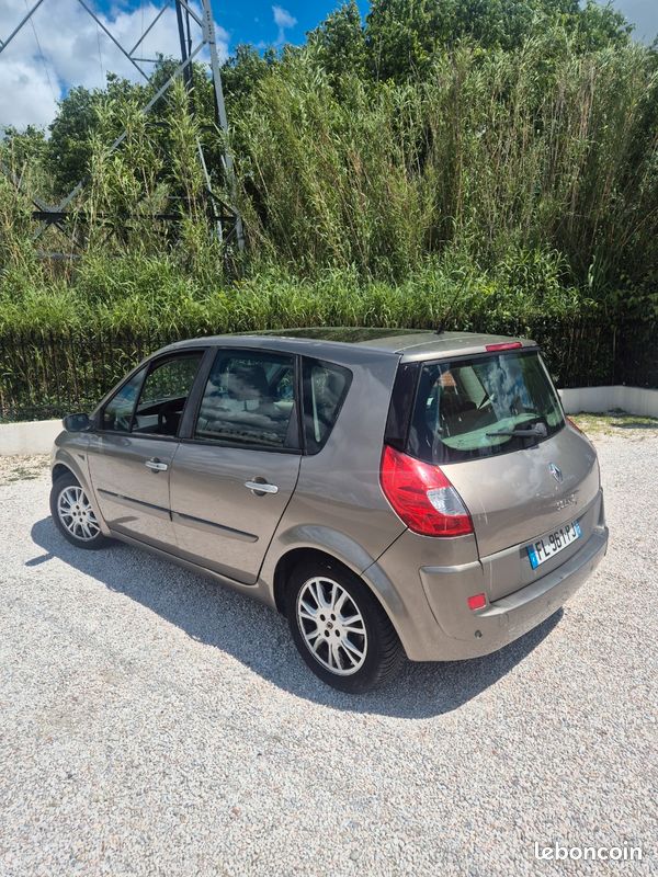 Scenic 1.6 16V 110cv privilége (image 4)