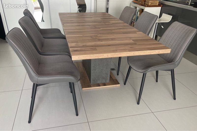 Table de salle à manger (image 4)