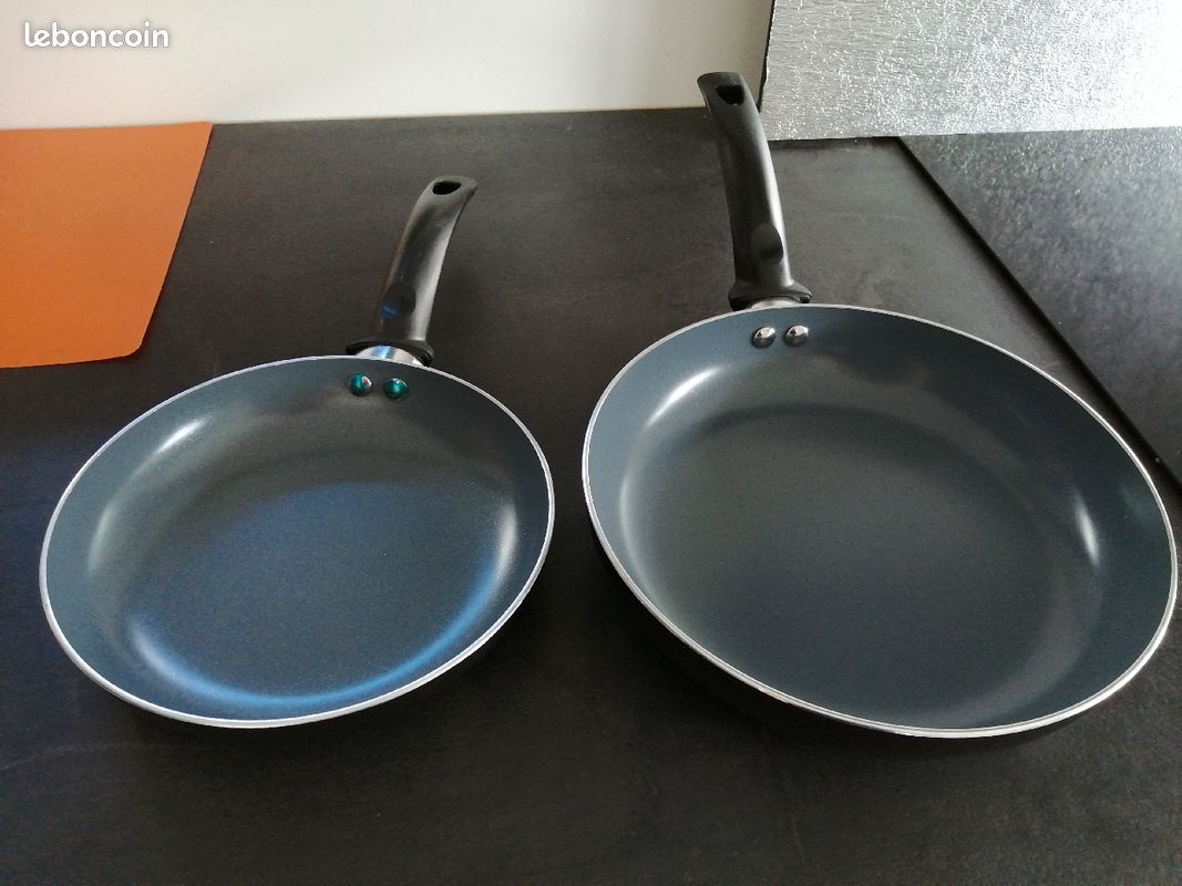 Lot de 2 poêles NEUVES céramiques (image 1)