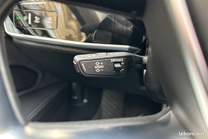 AUDI A8 IV 60 TFSIE 449 AVUS QUATTRO TIPTRONIC 8 340Ch Garantie 12 mois (image 16)