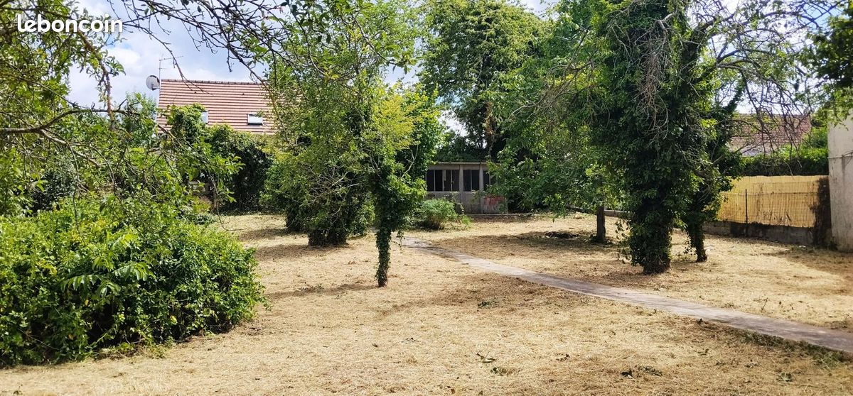 Terrain 803 m² Torcy · 318 480 €