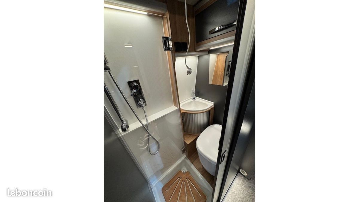 MEGAMOBIL MEGA CLASSIC 600 S HUBBETT MAN TGE 163 Boite AUTO (image 11)