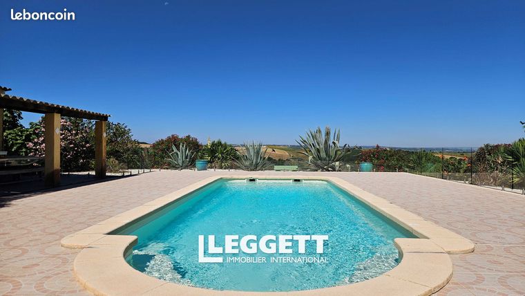 Maison 20 pièces 575 m²