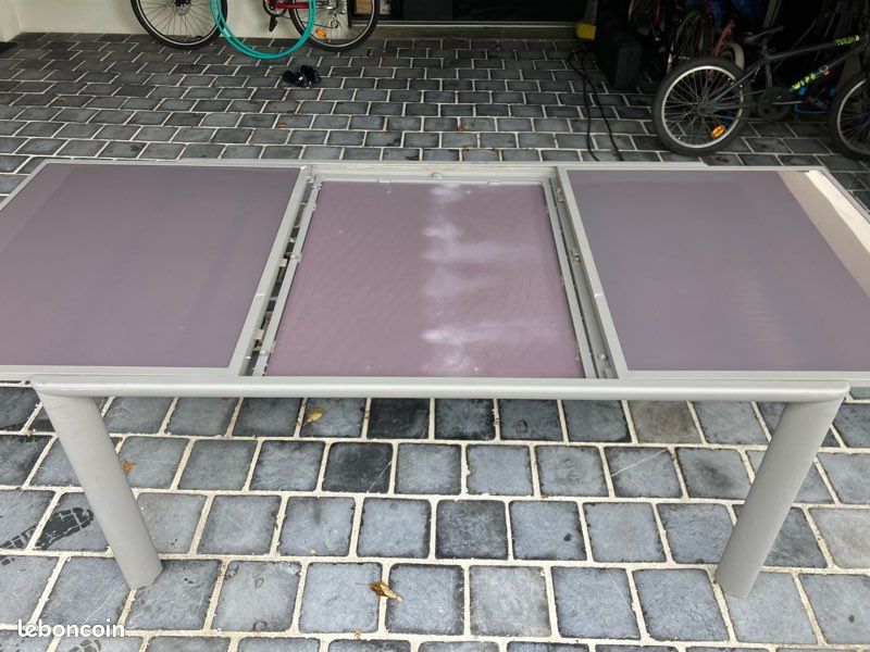 Table de jardin (image 4)