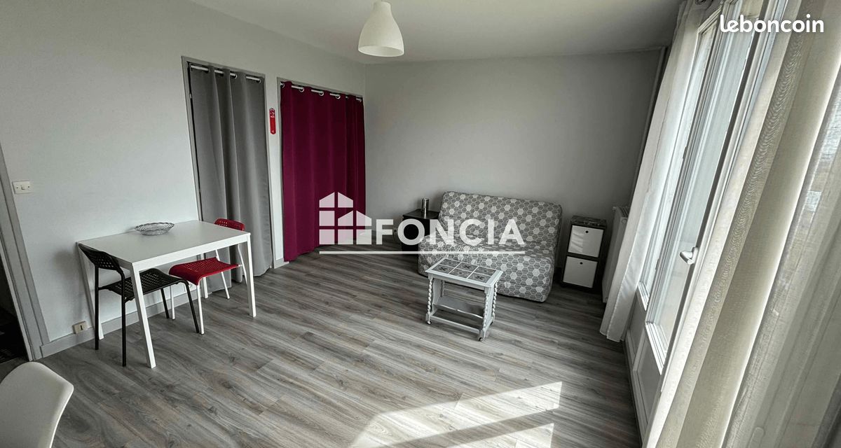 Appartement 1 pièce 27 m² · à La Riche · 27 m² · 574 €/mois
