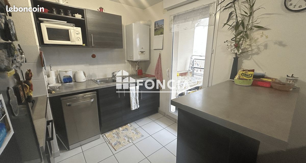 Appartement 4 pièces 77 m² · à Roanne · 77 m² · 140 000 €