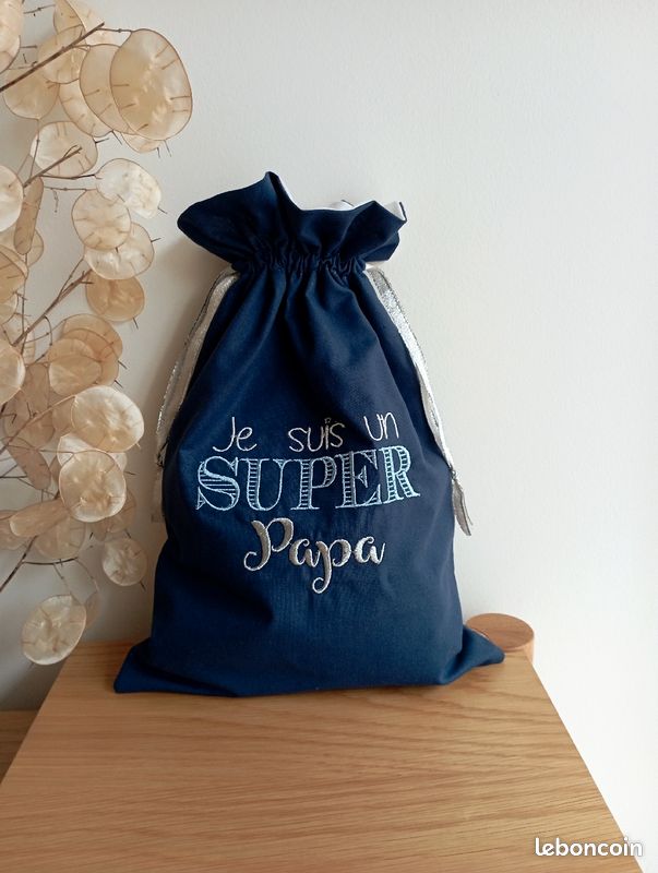 Pochon brodé je suis un super papa (image 1)